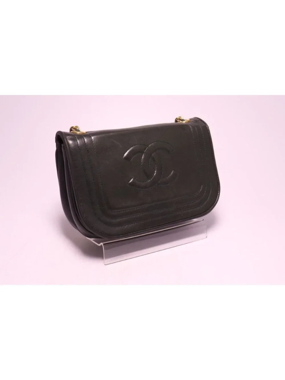 CHANEL light scuffs coloring